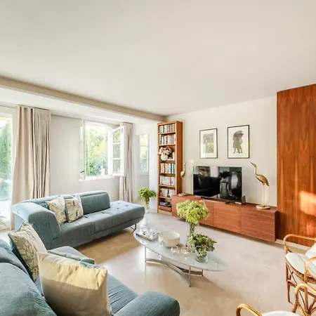 Villa Modern In Tuscan Countryside Lucca