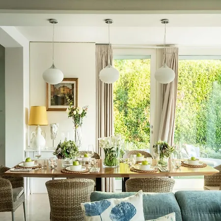 Villa Modern In Tuscan Countryside Lucca